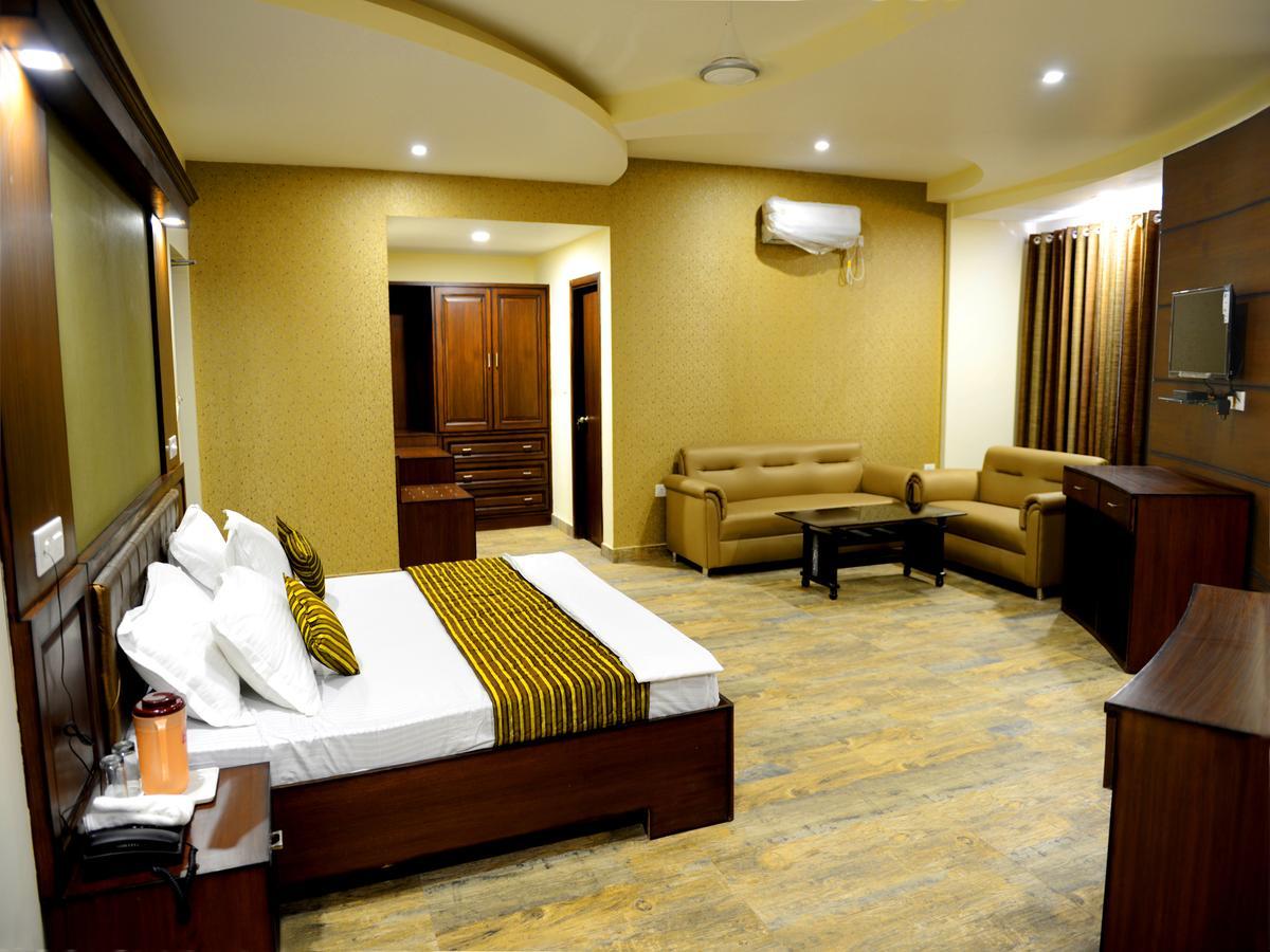 Anurag Hotel Katra (Jammu and Kashmir) Exterior foto
